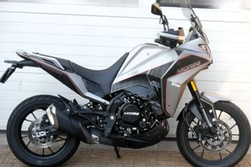 Moto Morini X-Cape (2022)