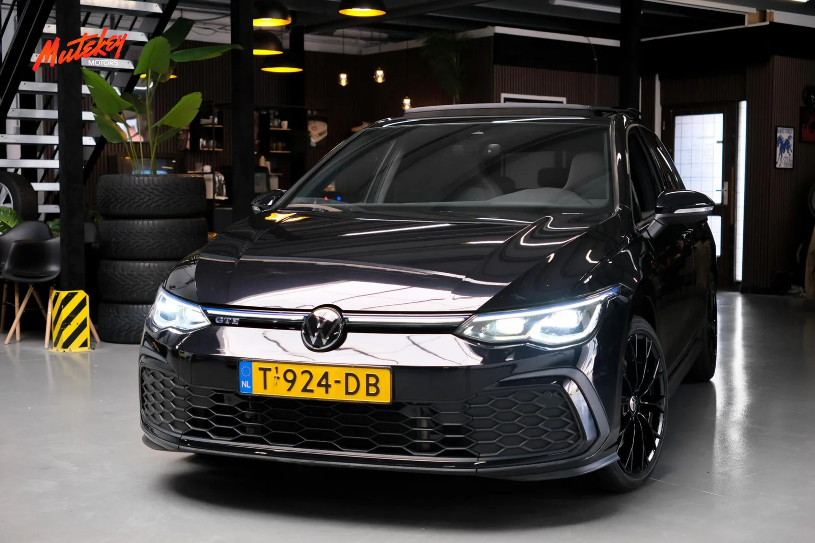 Volkswagen Golf (2021) — foto 1