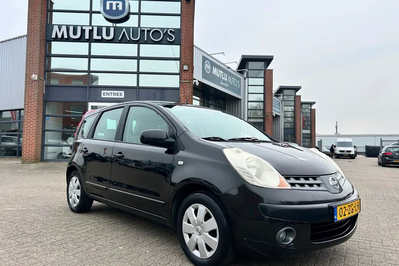 Nissan Note (2008)