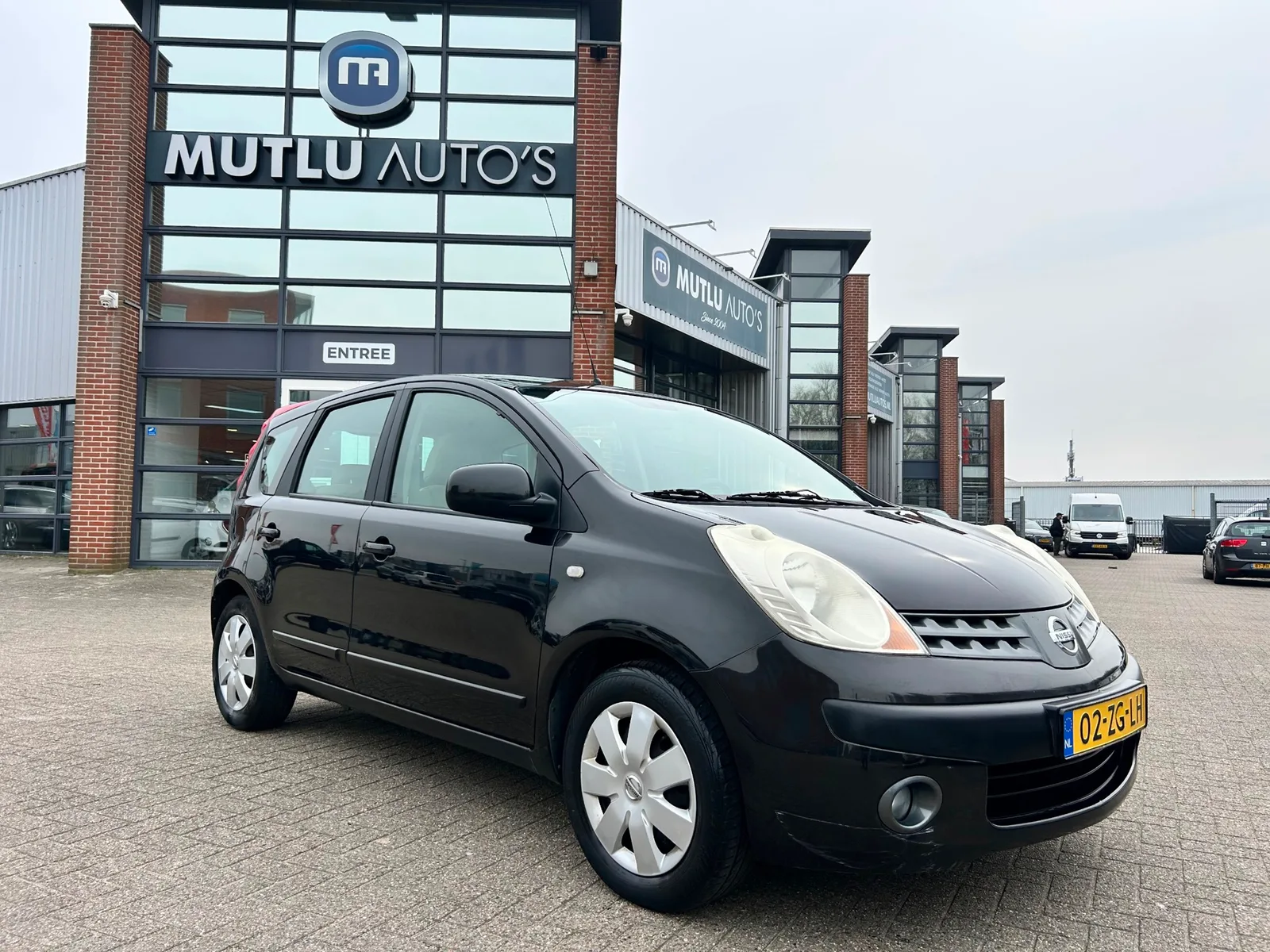 Nissan Note (2008) — foto 1