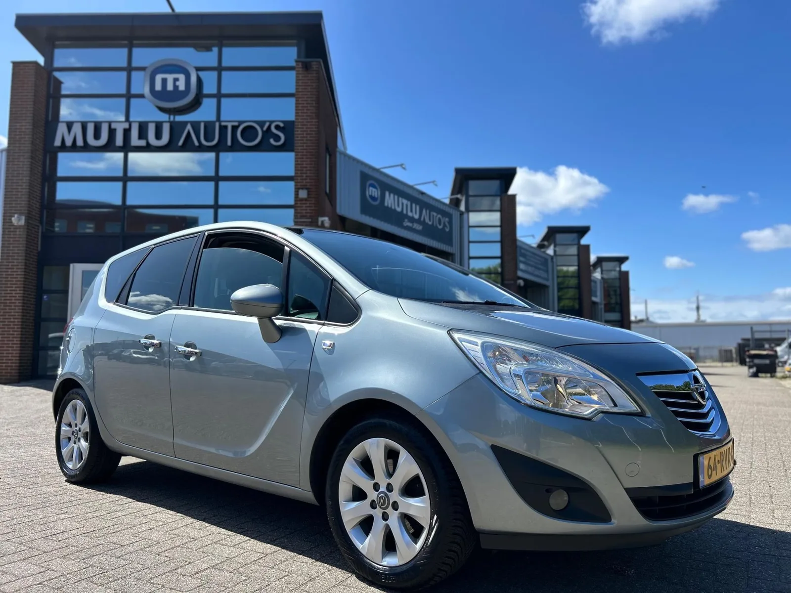 Opel Meriva (2011) — foto 1