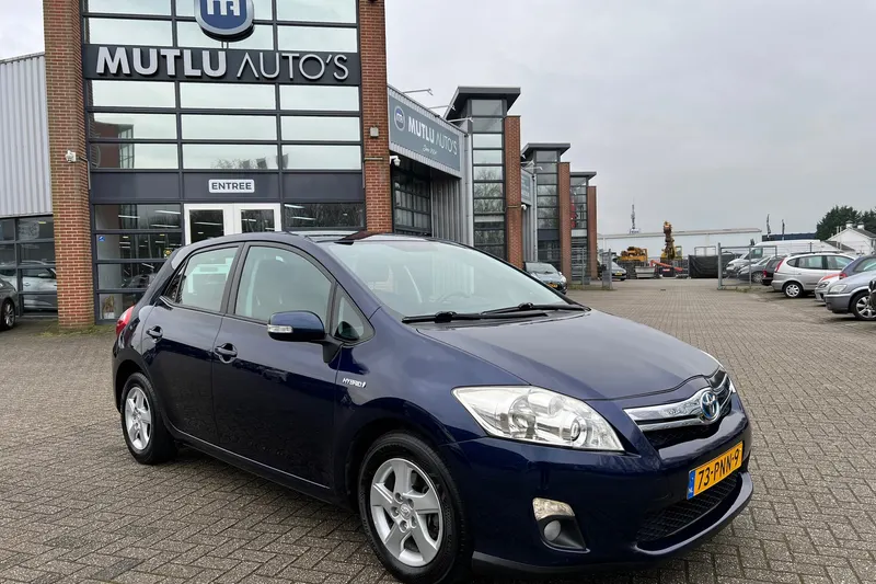Toyota Auris (2011)