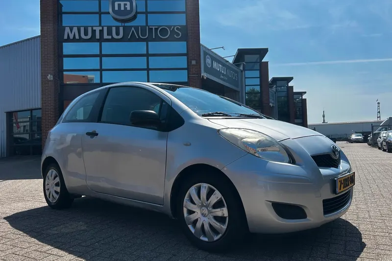 Toyota Yaris (2009)