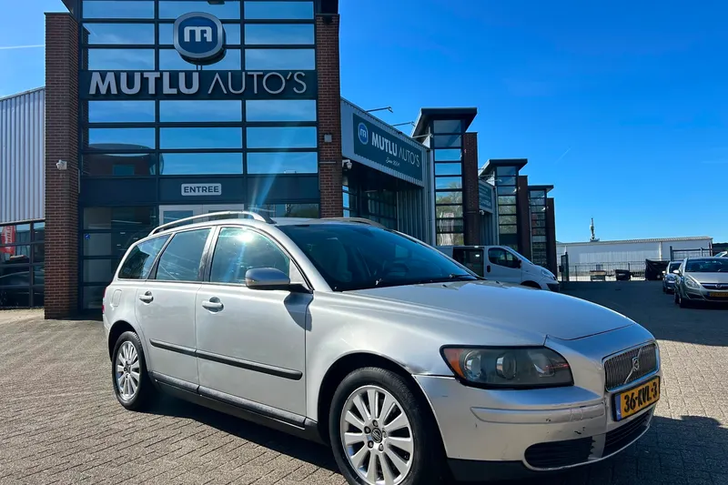 Volvo V50 (2004)