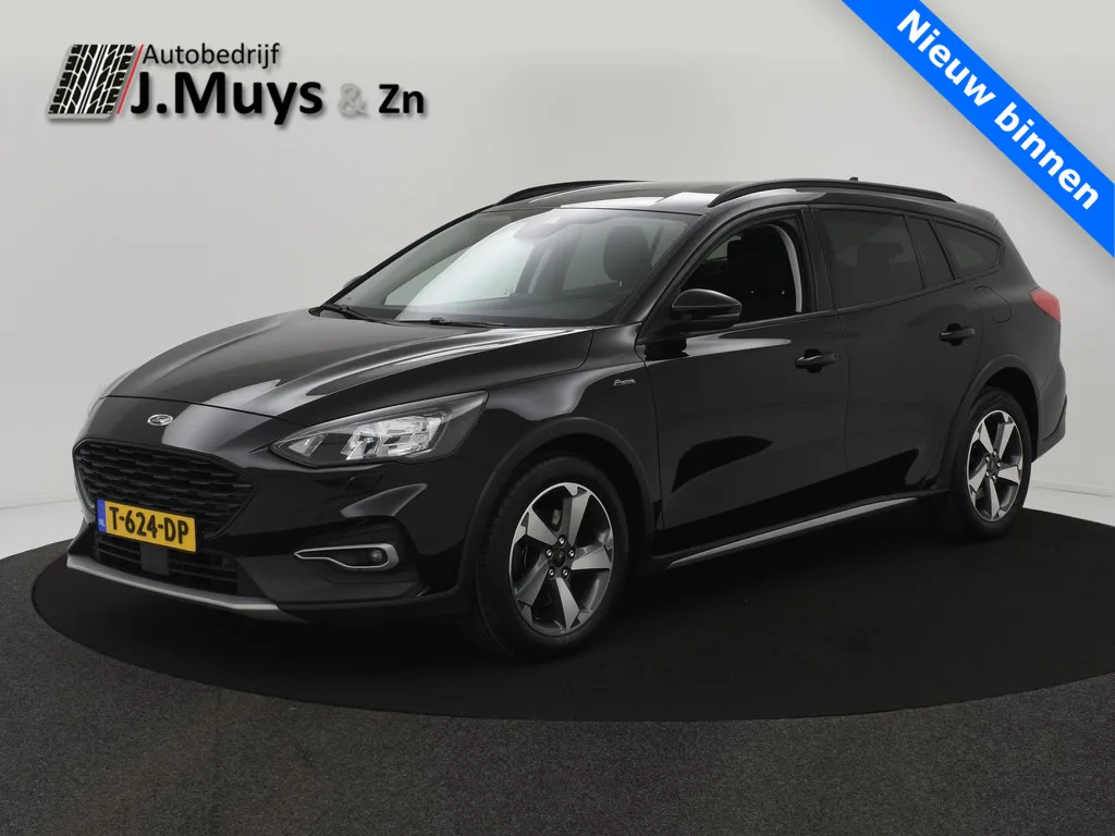 Ford Focus (2021) — foto 1