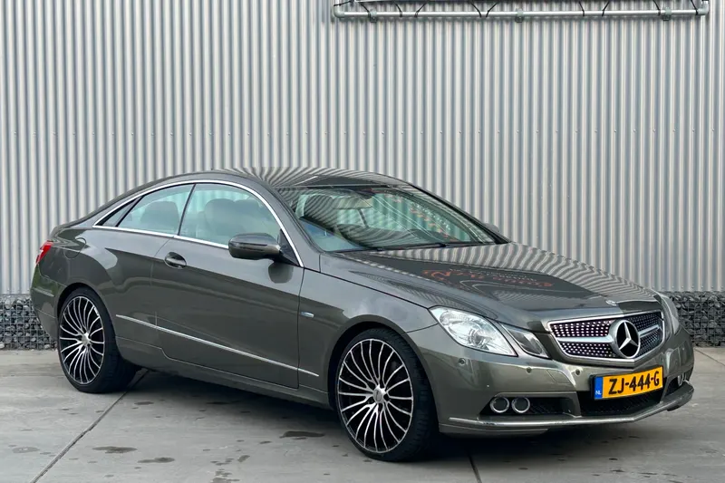 Mercedes-Benz E-Klasse (2009)