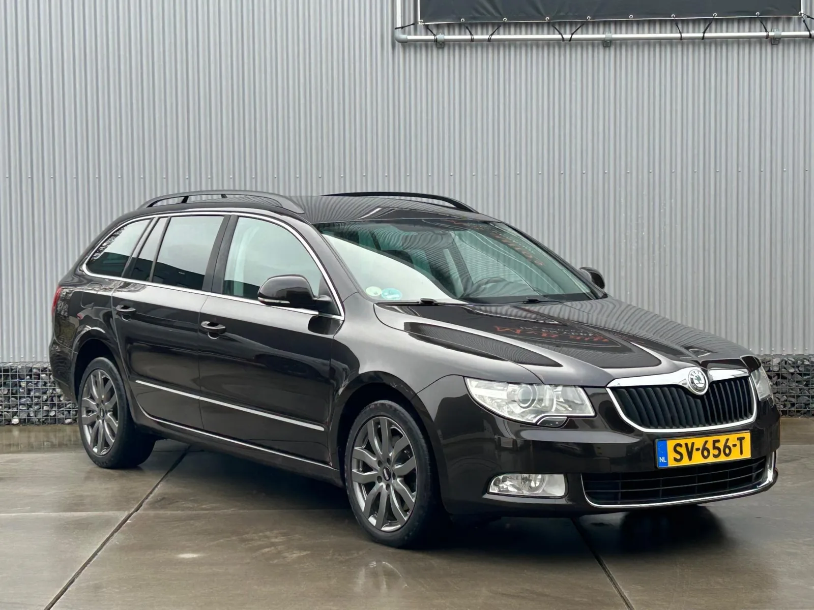 Škoda Superb (2013) — foto 1