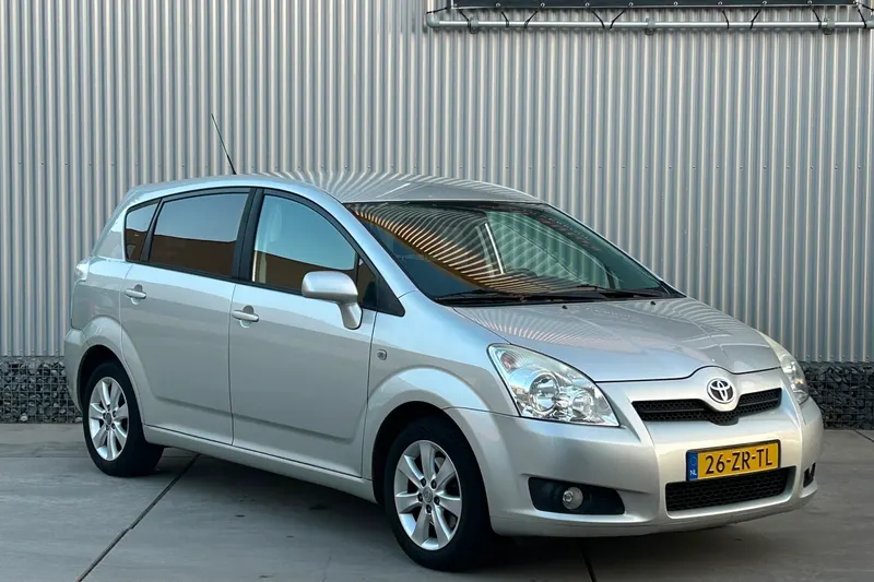 Toyota Verso (2008)