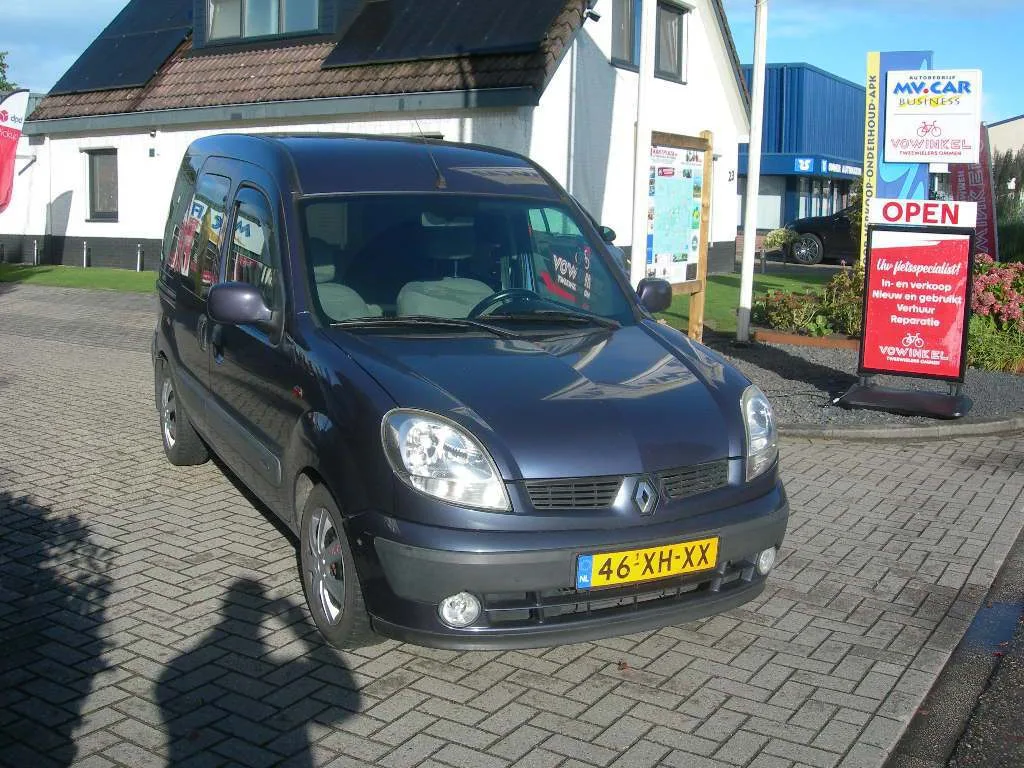Renault Kangoo (2004) — foto 1