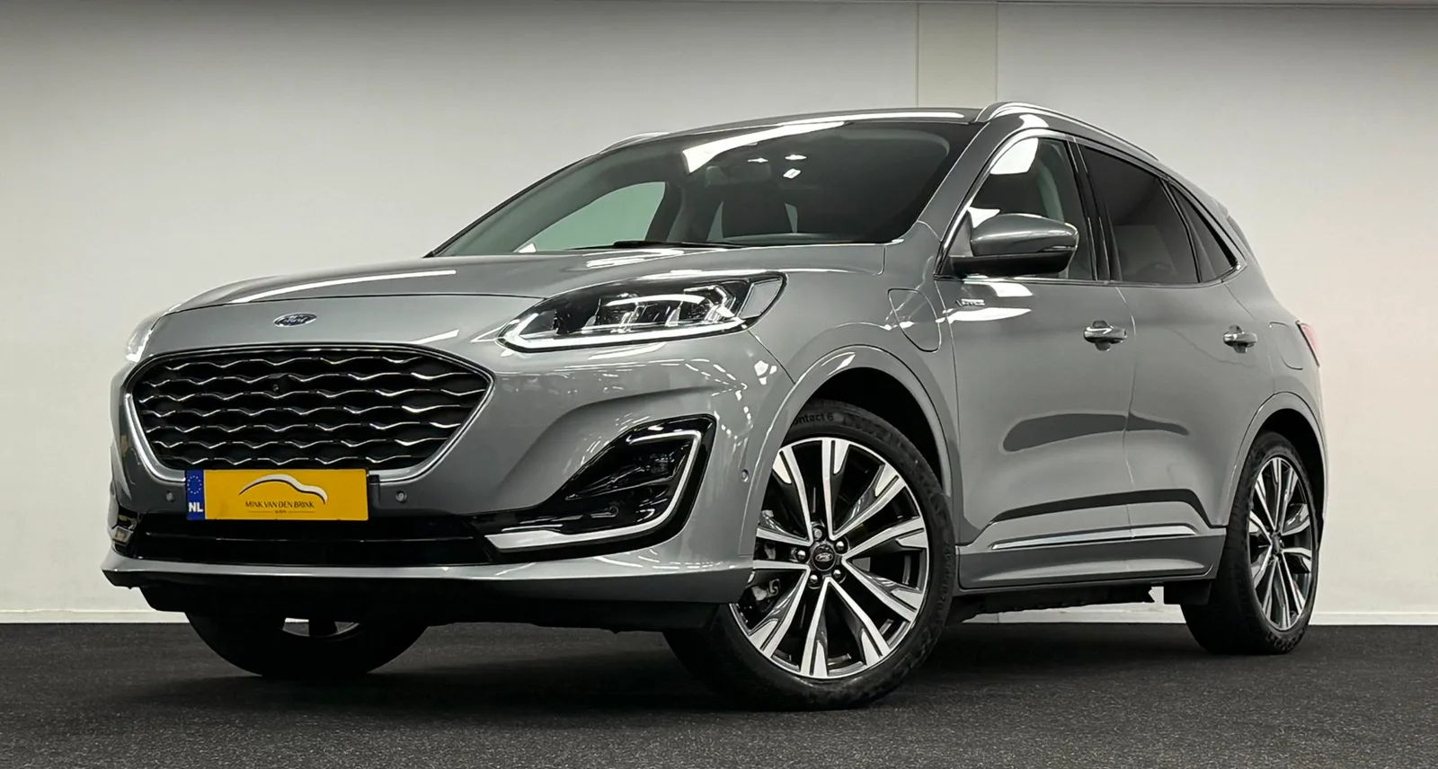 Ford Kuga (2021) — foto 1