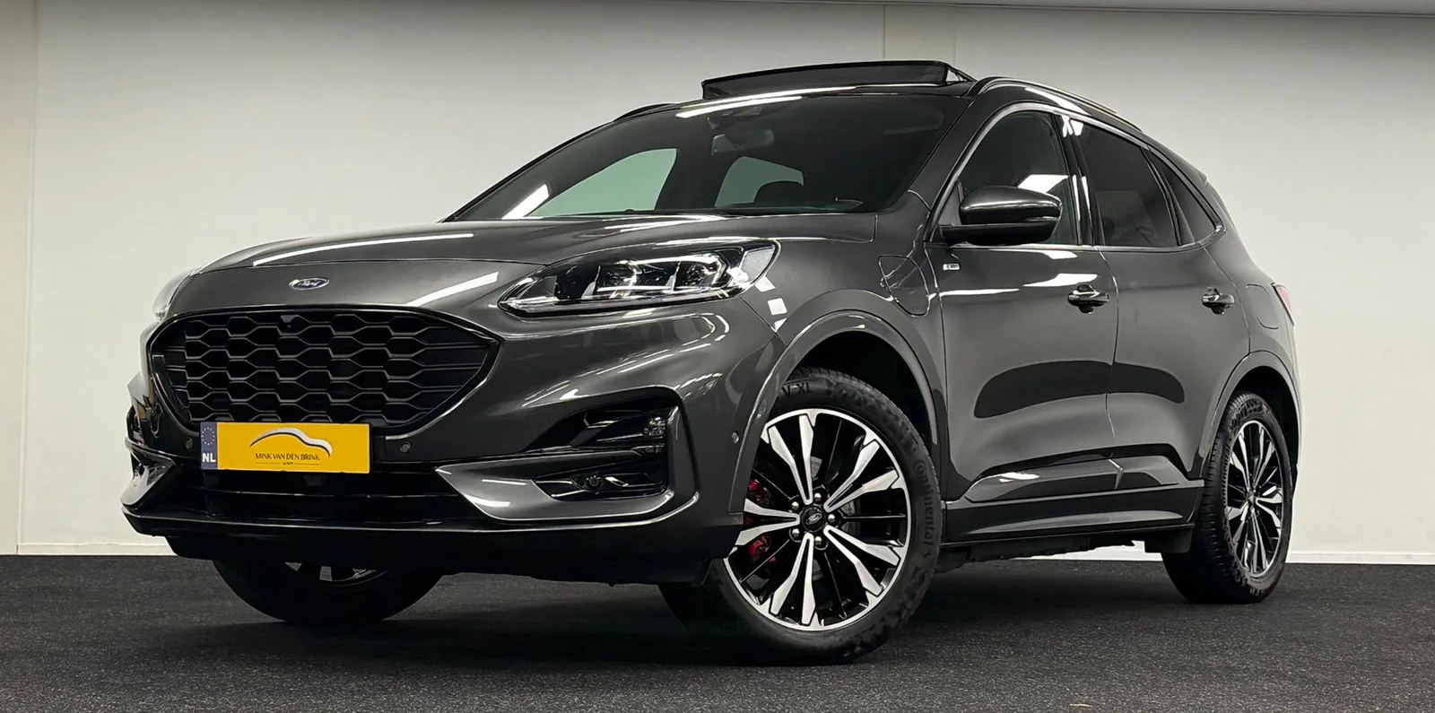 Ford Kuga (2023) — foto 1