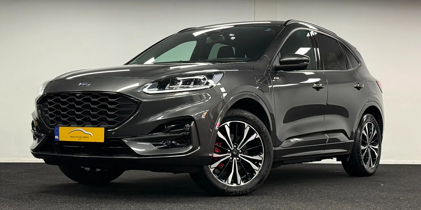 Ford Kuga (2022) — foto 1
