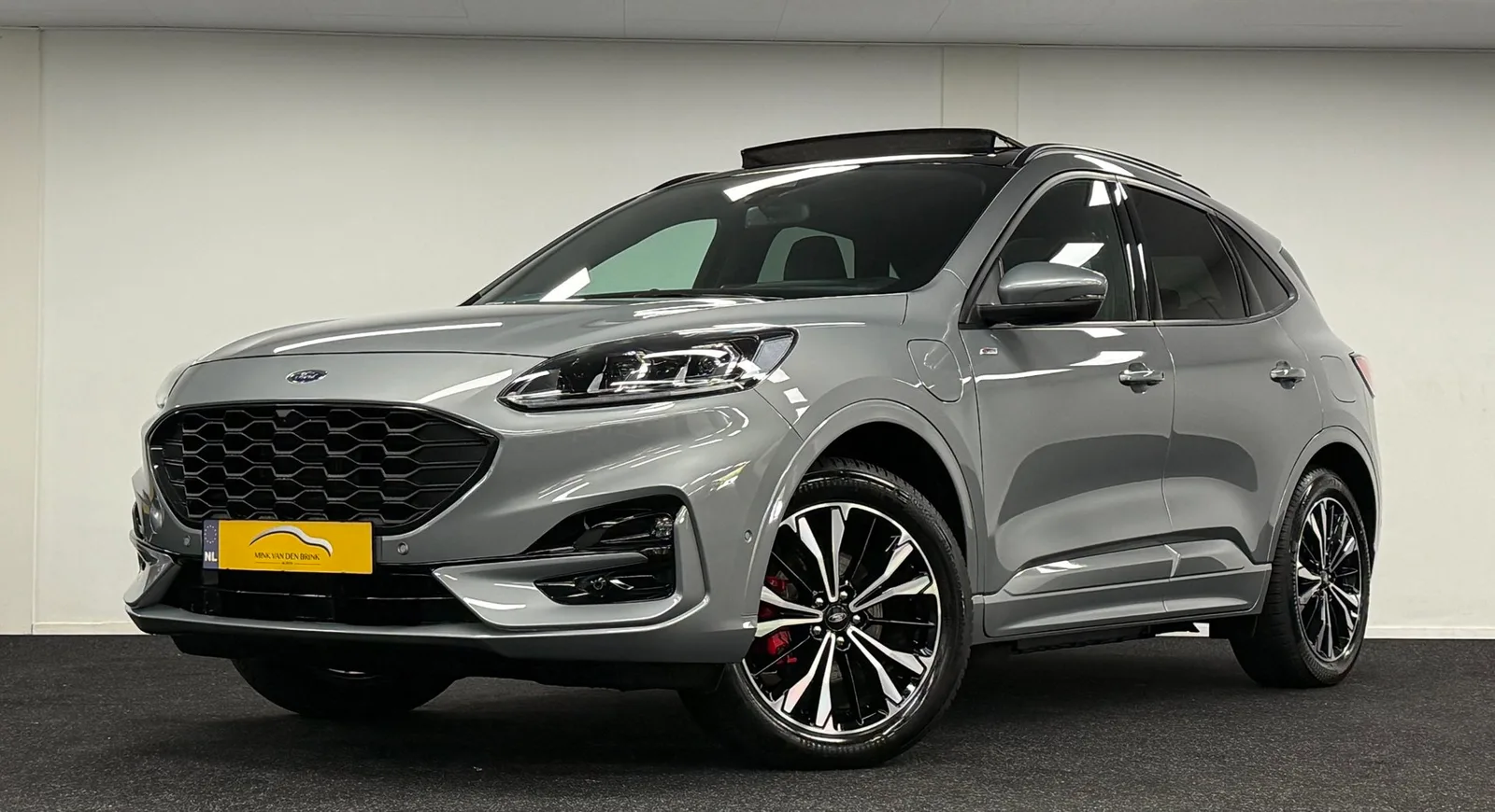 Ford Kuga (2022) — foto 1