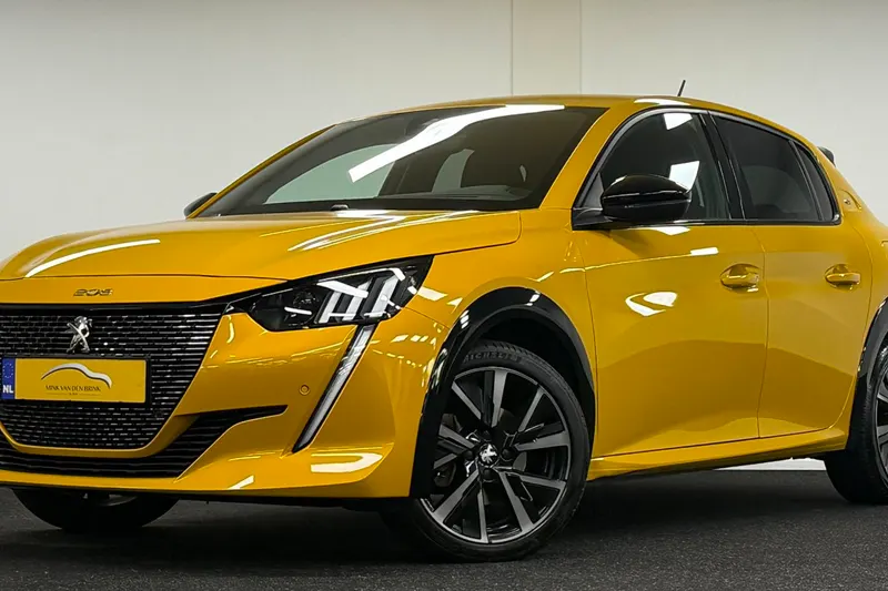 Peugeot 208 (2022)