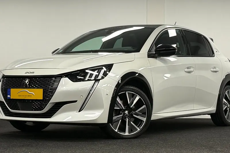 Peugeot 208 (2022)