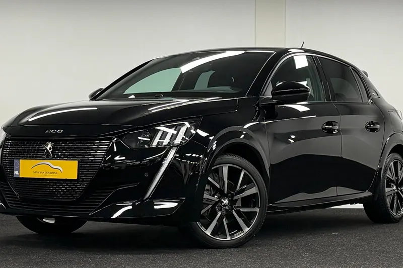 Peugeot 208 (2023)