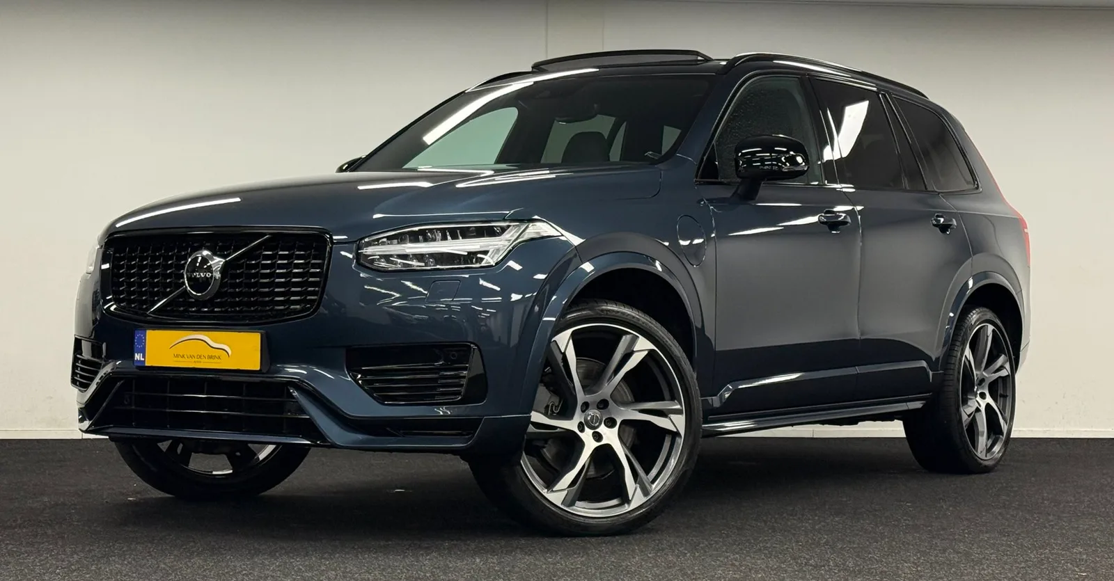 Volvo XC90 (2022) — foto 1