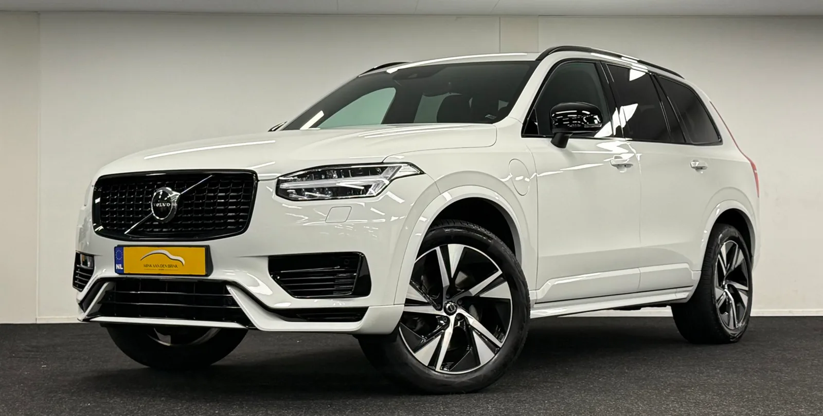Volvo XC90 (2022) — foto 1