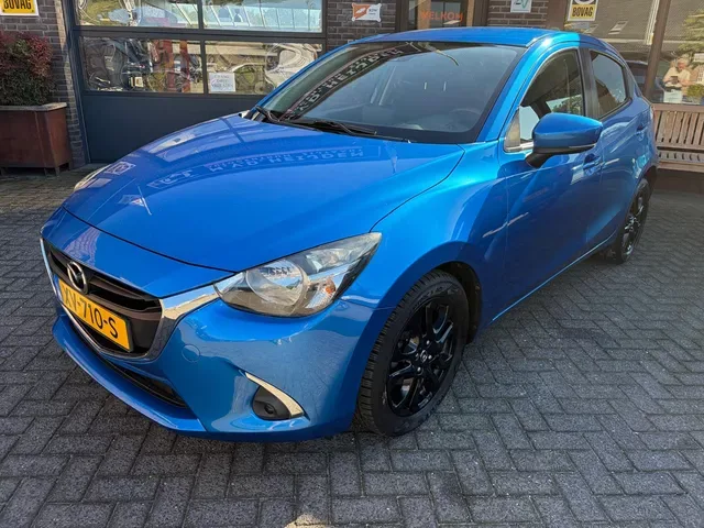 Mazda 2 (2019) — foto 1