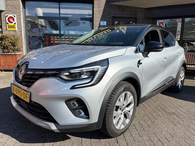 Renault Captur (2020) — foto 1
