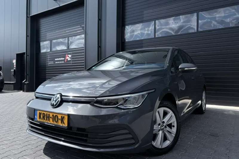 Volkswagen Golf (2021)