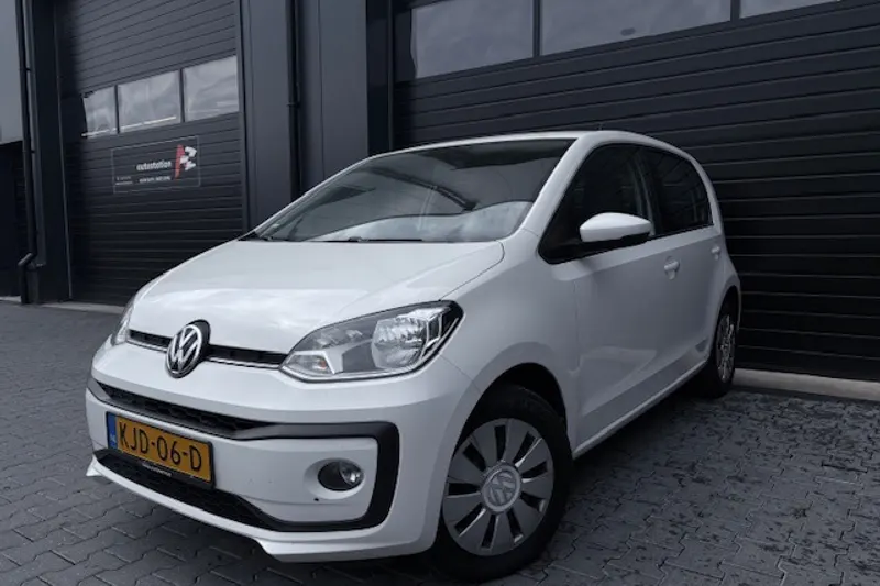 Volkswagen Up! (2017)