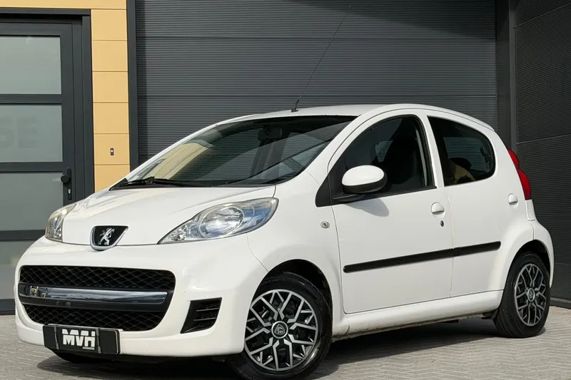 Peugeot 107 (2012)
