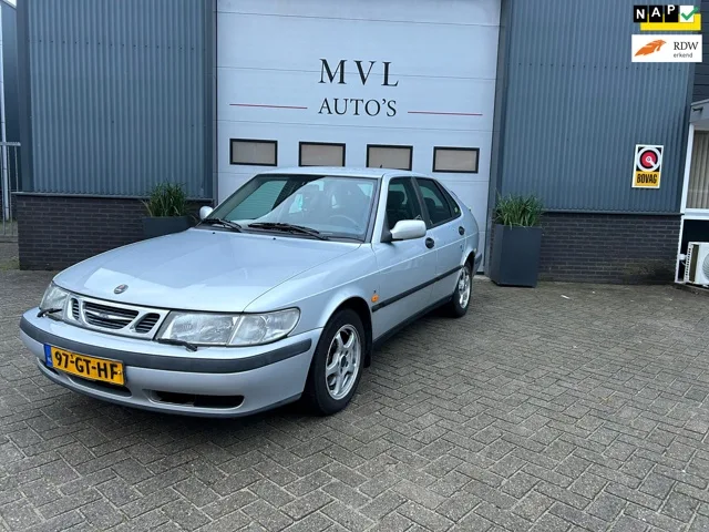 Saab 9-3 (2001) — foto 1