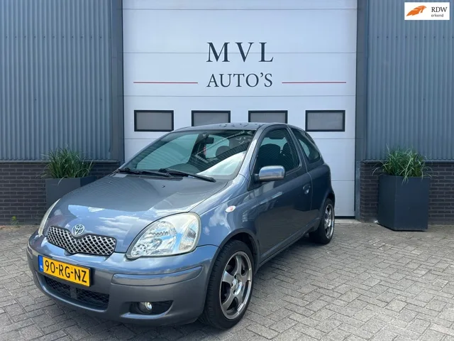 Toyota Yaris (2005) — foto 1
