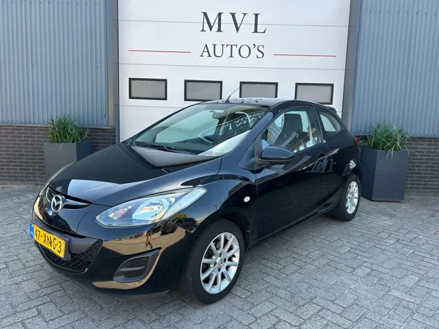 Mazda 2 (2012) — foto 1