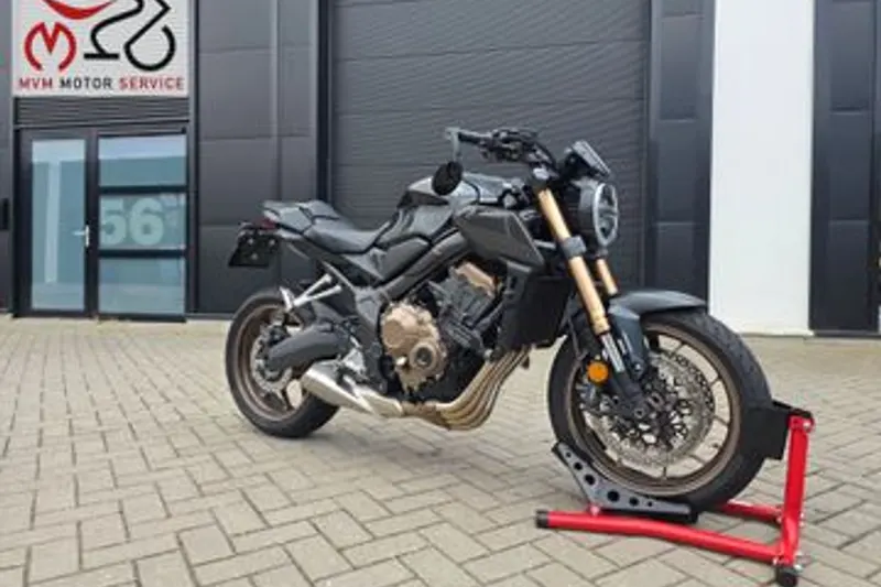 Honda CB650R (2019)