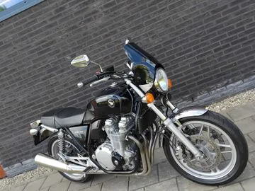 Honda CB (2014) — foto 1
