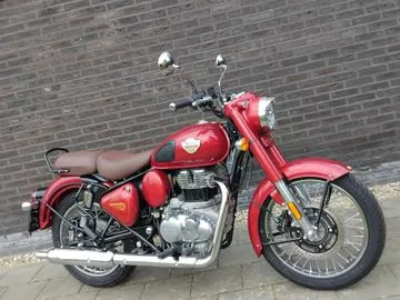Royal Enfield Classic 350 (2026) — foto 1