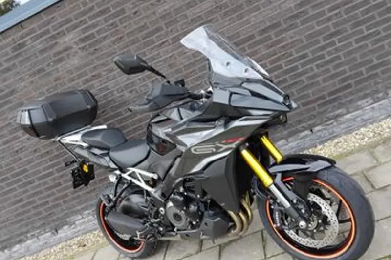 Suzuki Gsx S 1000 GX (2026)