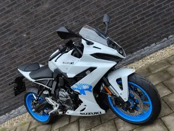 Suzuki GSX-8R (2026) — foto 1