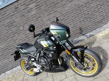 Suzuki GSX-8TT (2026) — foto 1