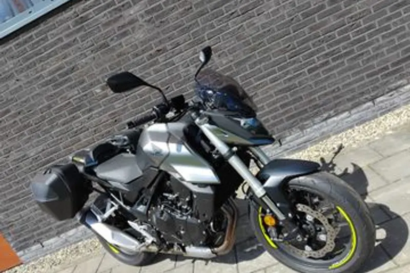 Honda CB 750 Hornet (2024)