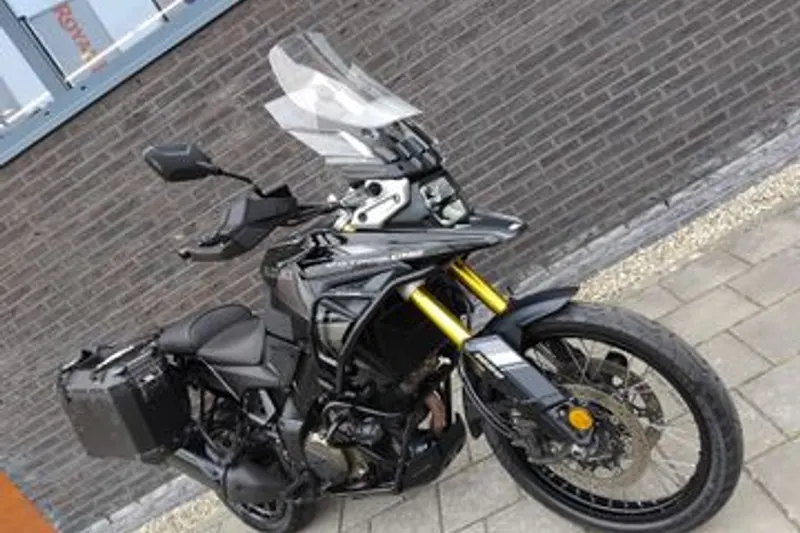 Suzuki V-Strom 1050DE (2023)