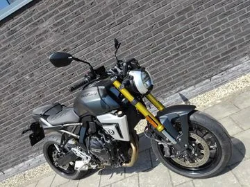 Suzuki GSX-8T (2025) — foto 1