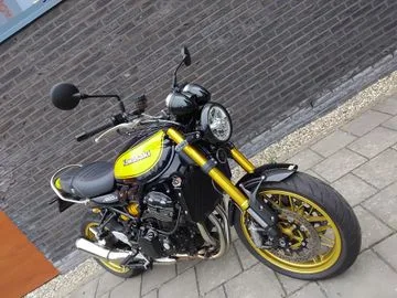 Kawasaki Z 900 RS SE (2023) — foto 1