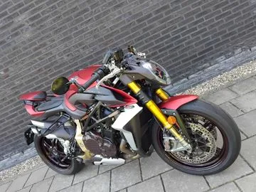MV Agusta Brutale 1000 (2020) — foto 1