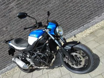Suzuki SV650 (2018) — foto 1
