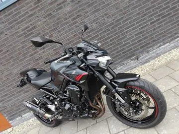 Kawasaki Z900 (2020) — foto 1