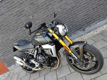 Suzuki GSX-8T (2026) — foto 1