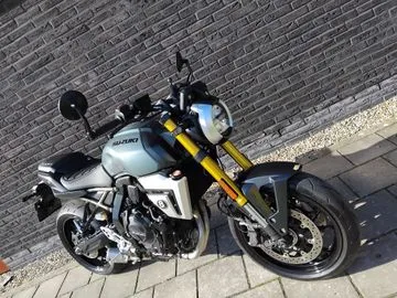 Suzuki GSX-8T (2025) — foto 1