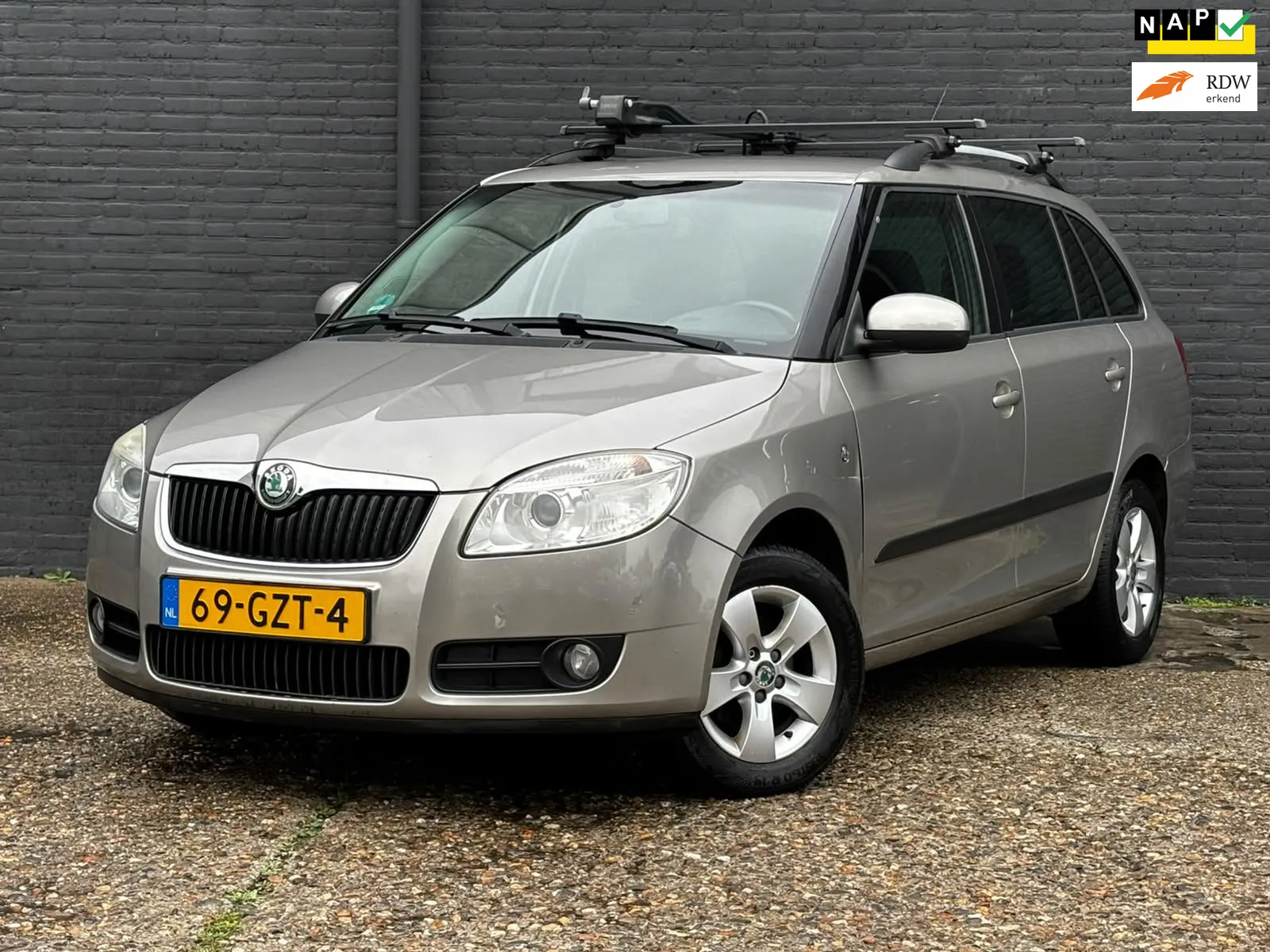 Škoda Fabia (2008) — foto 1