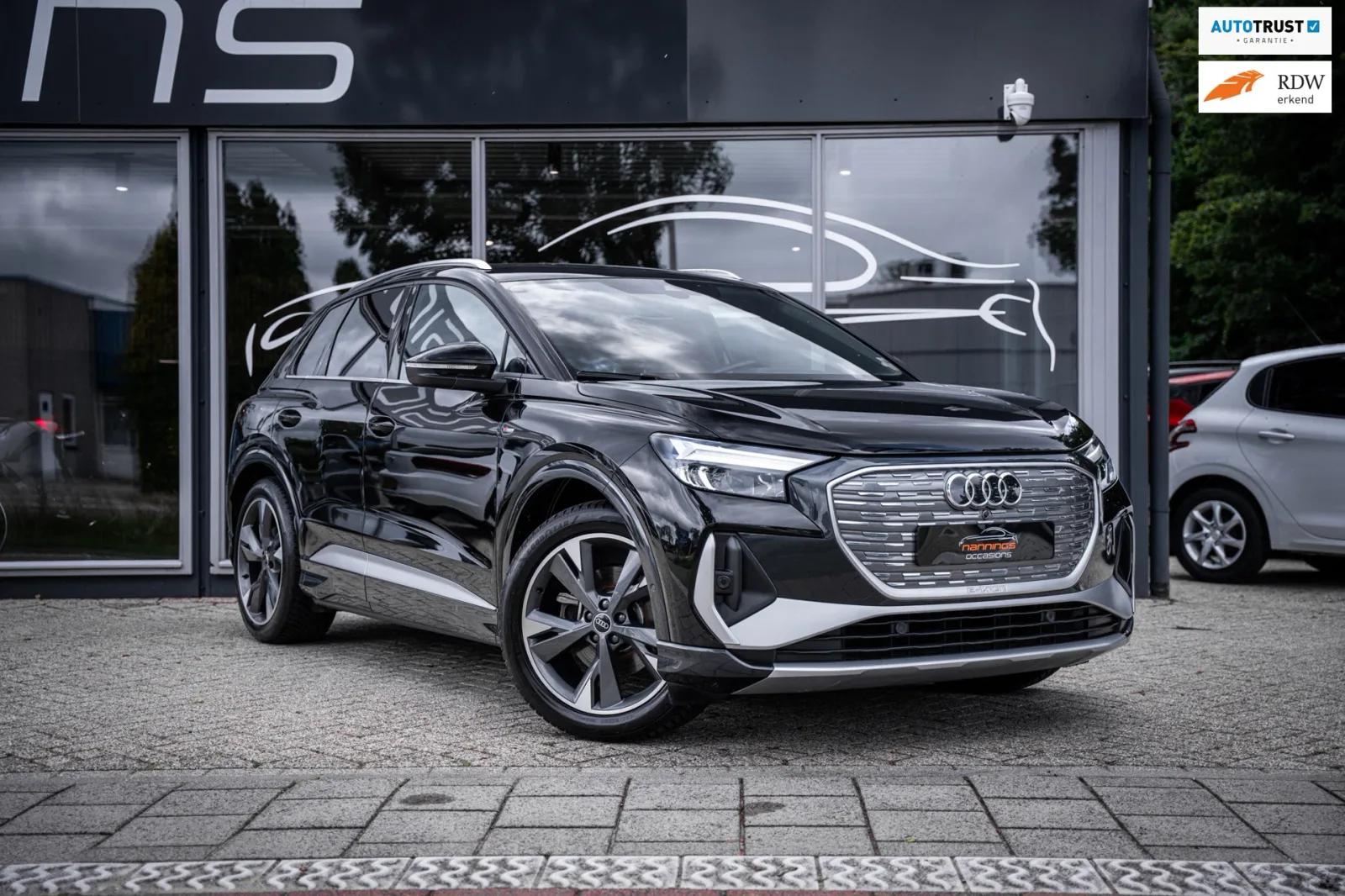 Audi Q4 e-tron (2023) — foto 1