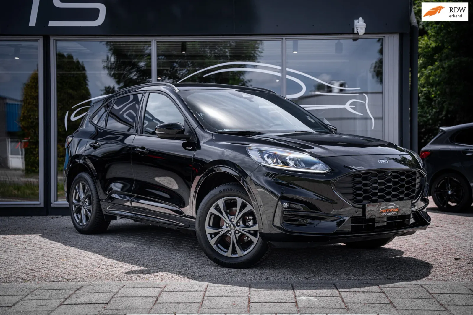Ford Kuga (2022) — foto 1
