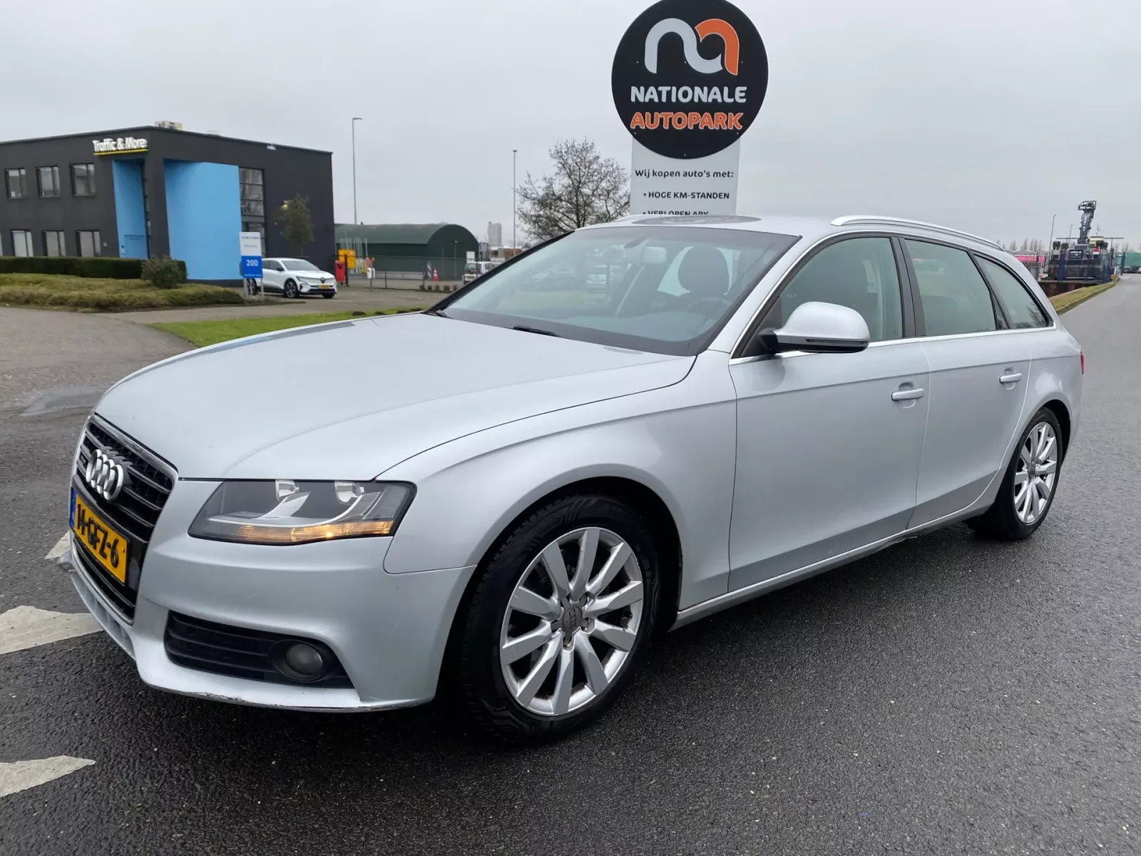 Audi A4 (2008) — foto 1