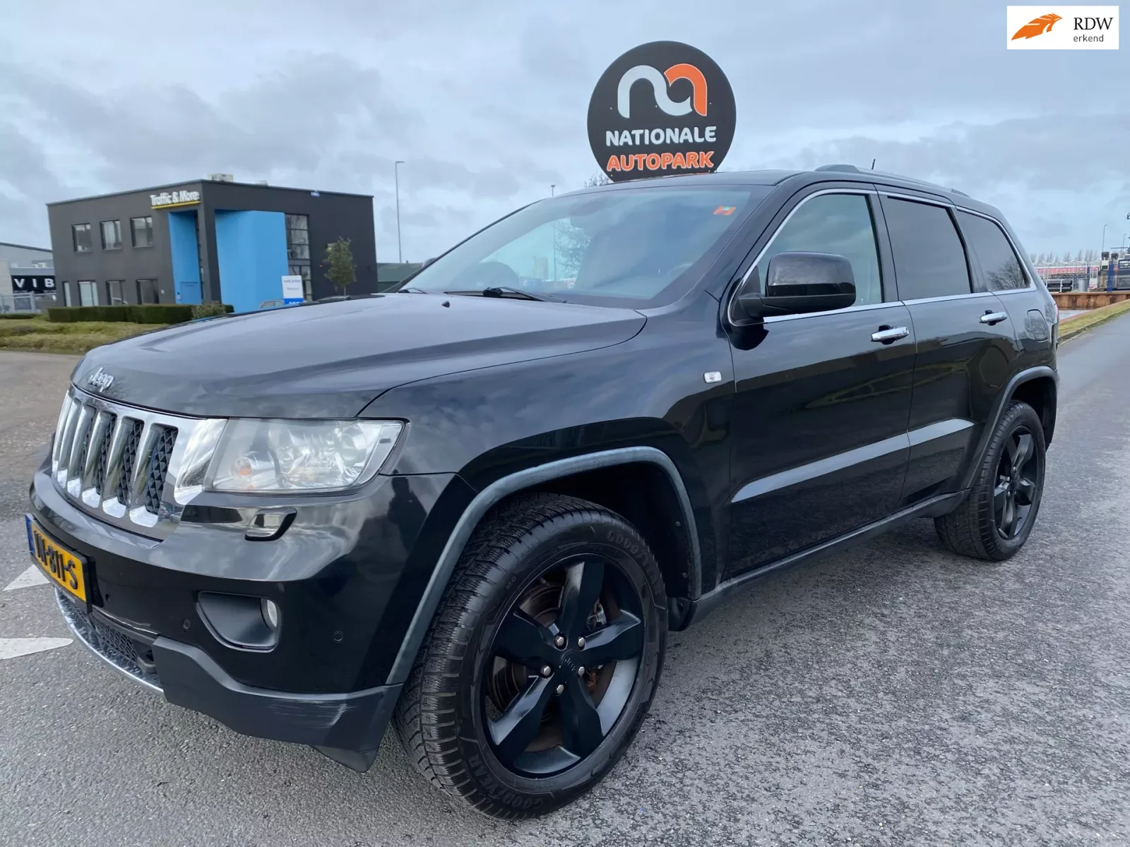 Jeep Grand Cherokee (2012) — foto 1